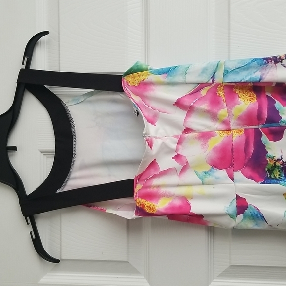 Fancyinn Women's Dress - Picture 6 of 9